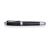 WG ‘The Boss’ Everyday Fountain Pen in black and silver, featuring a stainless steel nib and clip, displayed horizontally on a white background.