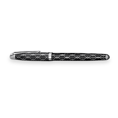 The WG ‘The Weaver’ Everyday Fountain Pen features a black and silver lattice barrel with wavy silver lines, a stainless steel medium nib, and a silver clip for smooth writing. Displayed on a white background.
